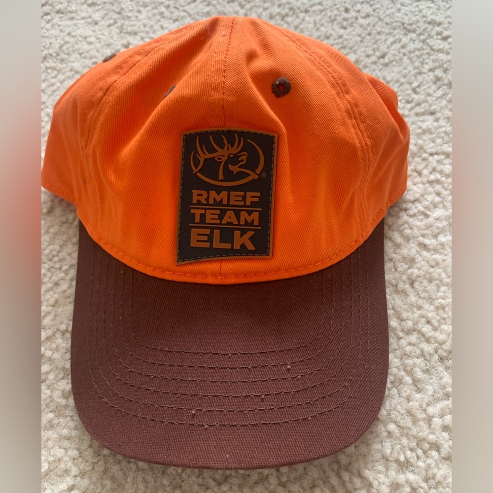Rocky Mountain Elk Mens Adjustable Hat